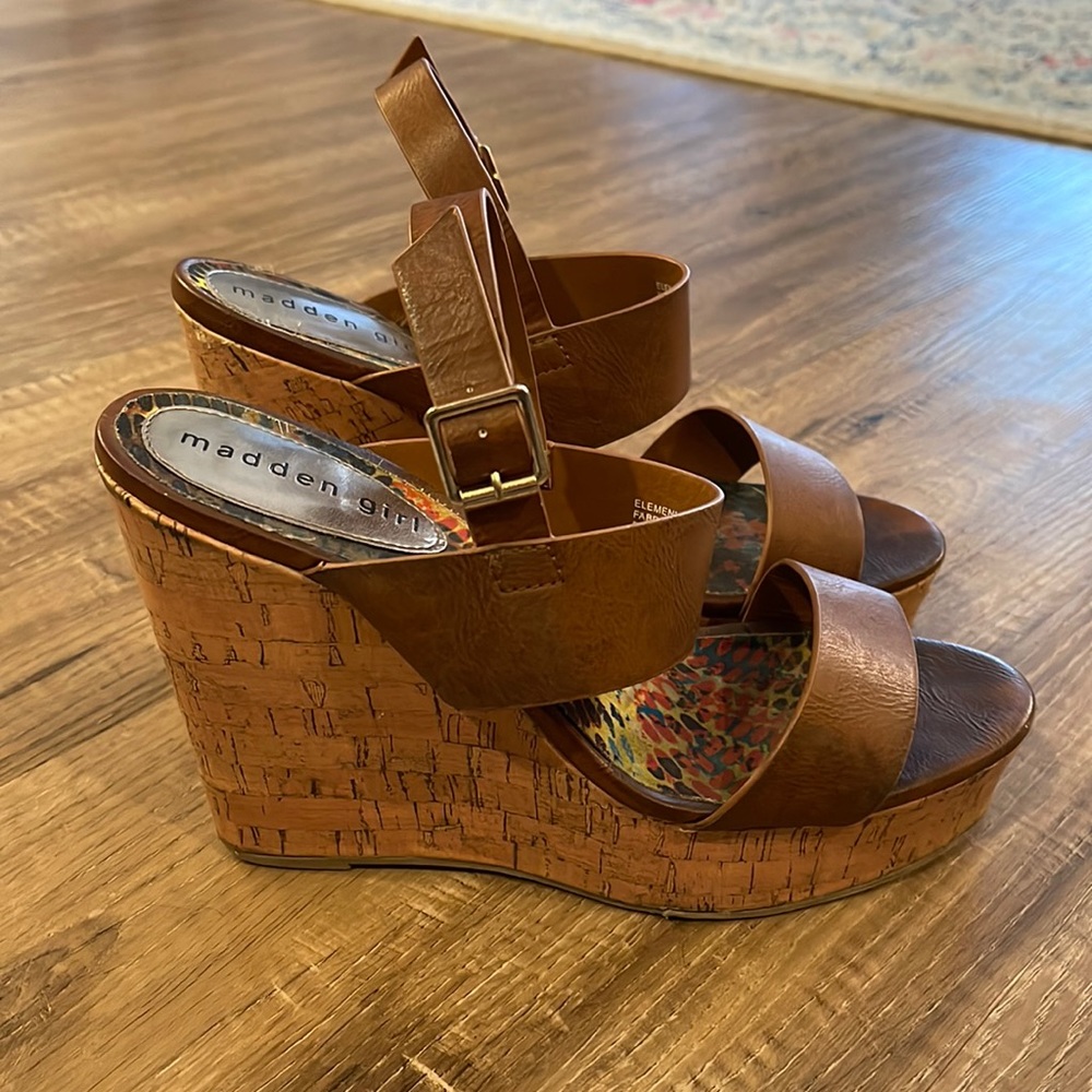 Madden Girl Brown Wedge Heels Size 9